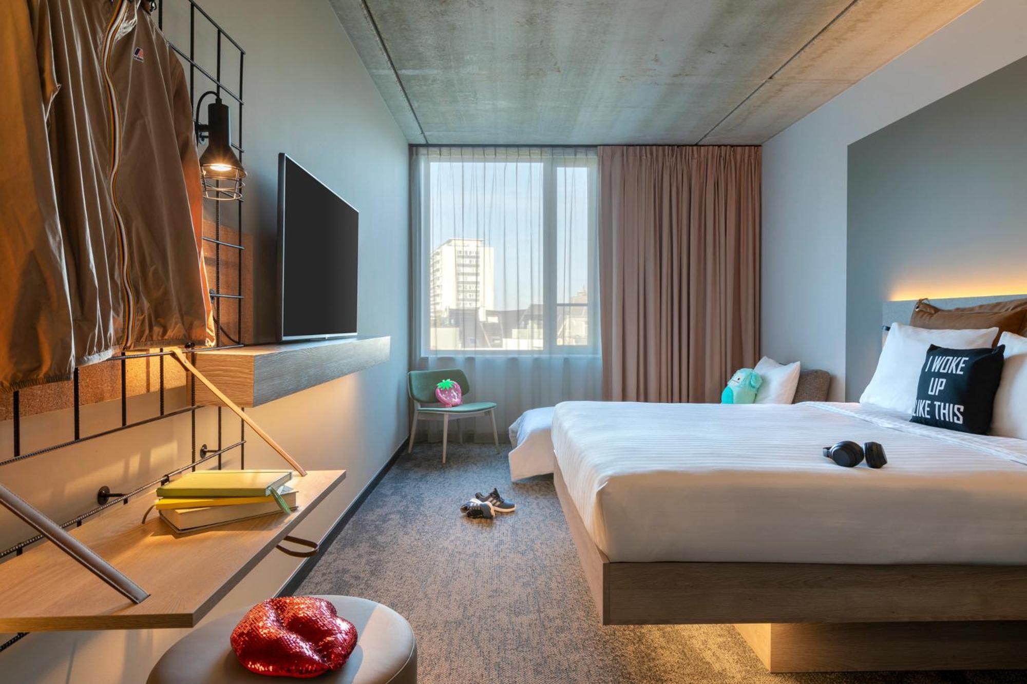 Hotel Moxy Antwerpia Zewnętrze zdjęcie