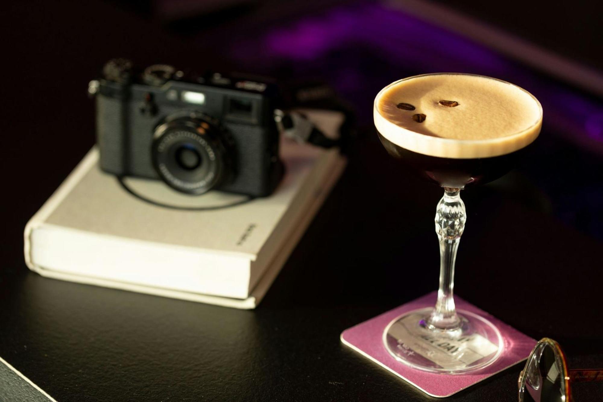Hotel Moxy Antwerpia Zewnętrze zdjęcie
