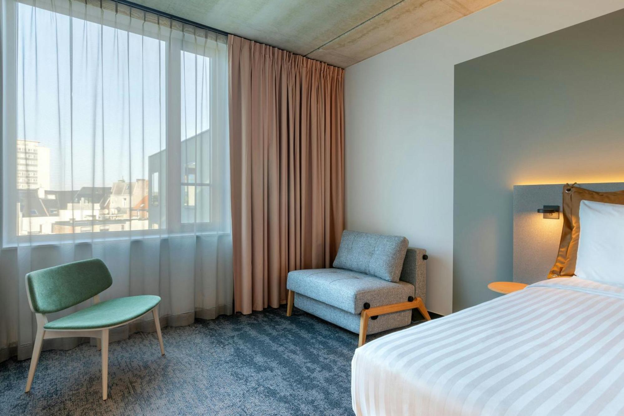Hotel Moxy Antwerpia Zewnętrze zdjęcie